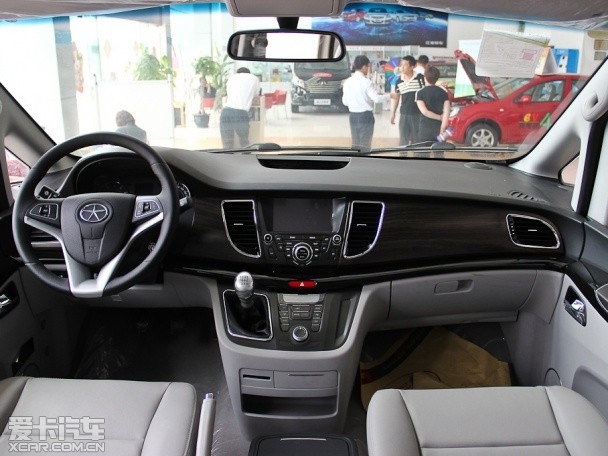 江淮汽車2014款瑞風(fēng)M5