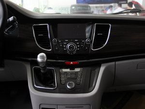 2014款2.0T 手动商务版 中控区