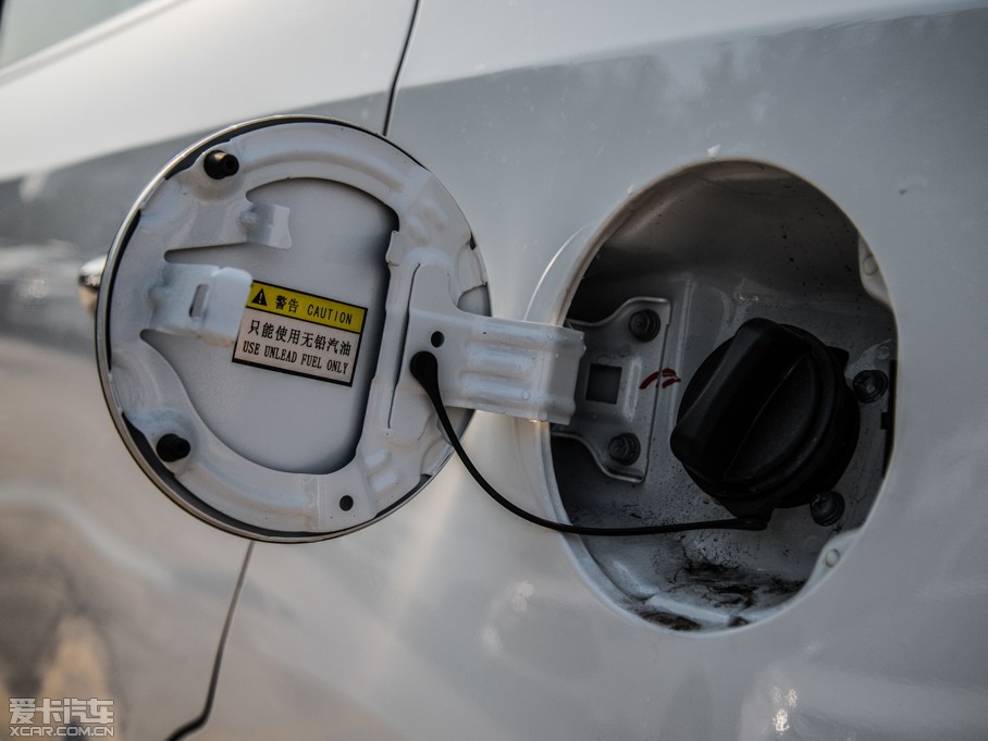 2015L(fng)S5 2.0L ք(dng)A