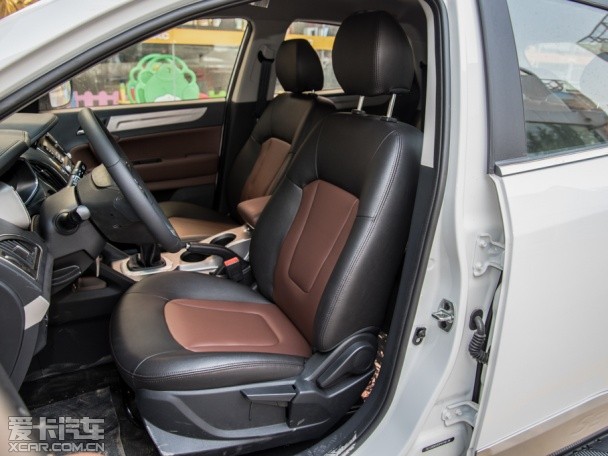 江淮汽車2015款瑞風S5