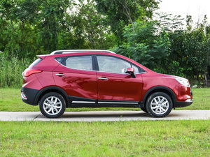 2014款1.5L 手动豪华智能型 整体外观