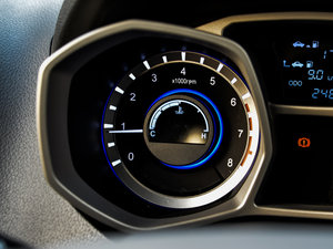 2014款1.5L 手动豪华智能型 中控区