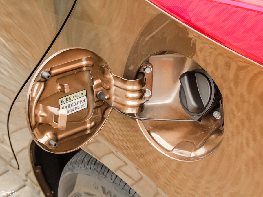 2015L(fng)S2 1.5L քӺA