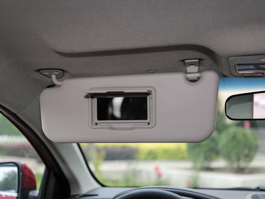 2015L(fng)S2 1.5L CVTA