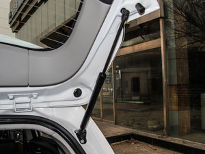 2015款1.5L 手动豪华智能尊享版 其它