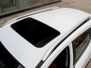 2015款1.5L 手动豪华智能尊享版 车顶