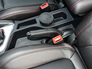 2016款1.5L 手动豪华智能型 驻车制动器