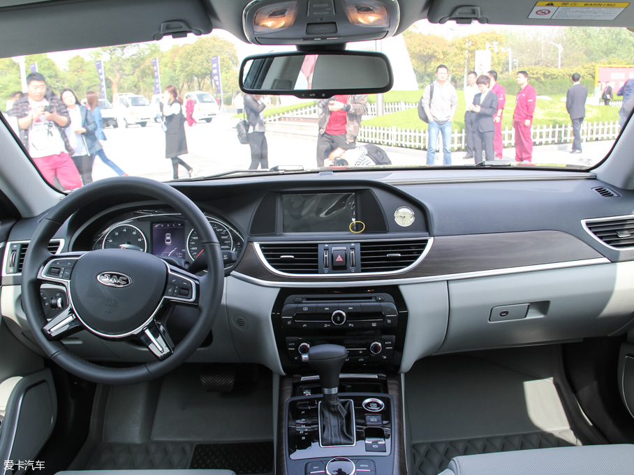 2017LA60 1.5T ԄӺĀ