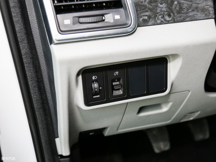 2017L(fng)M4 2.0L քӺA