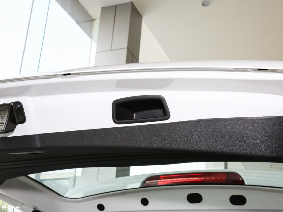 2017L(fng)M4 2.0L ք(dng)A