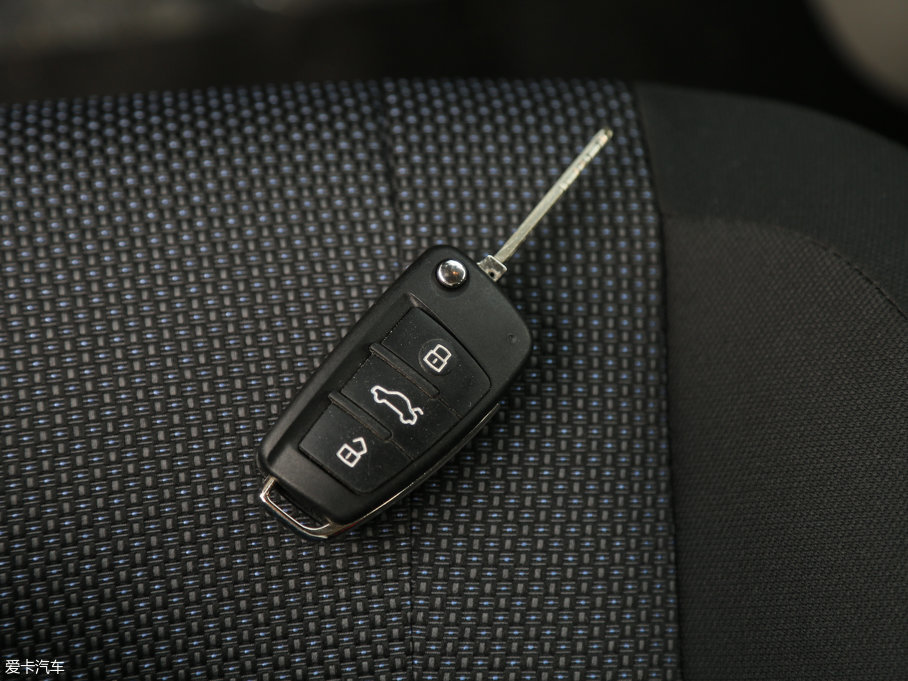 2017L(fng)M4 2.0L ք(dng)m