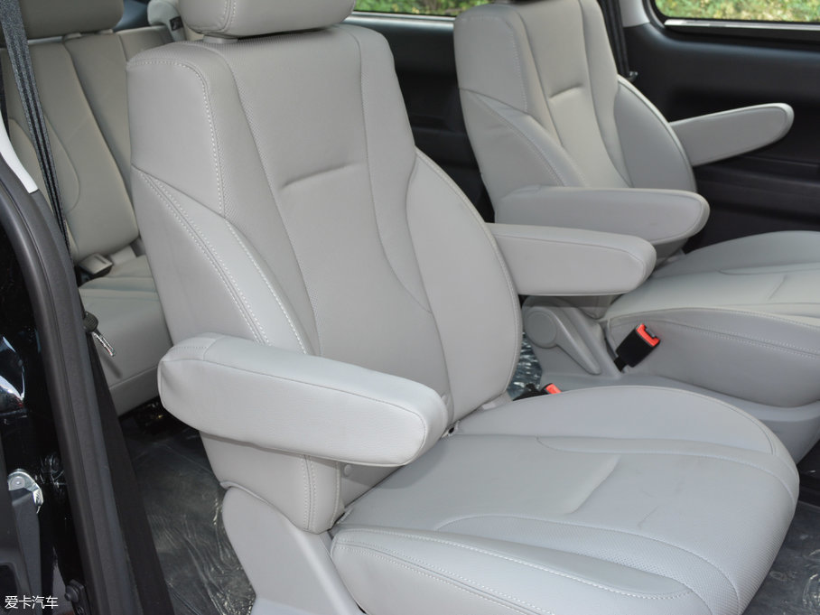 2017L(fng)M4 1.9T քӺA 