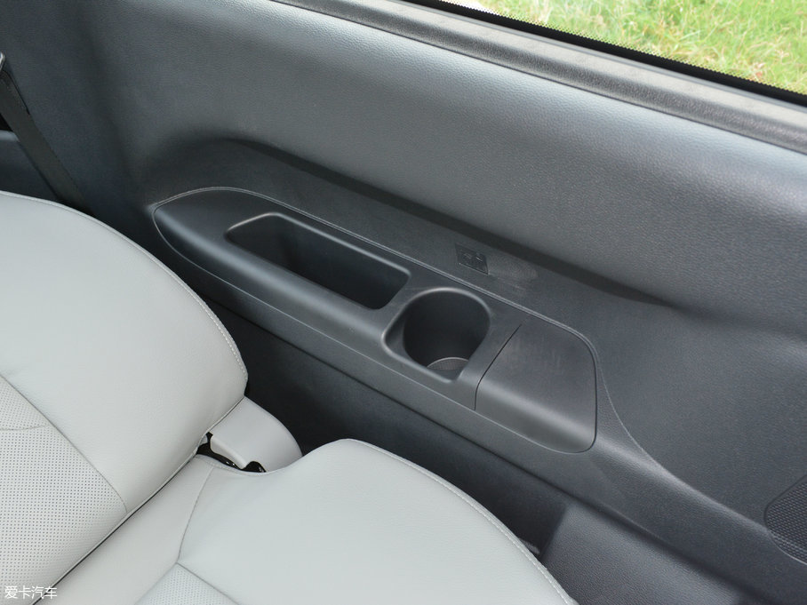 2017L(fng)M4 1.9T քӺA 