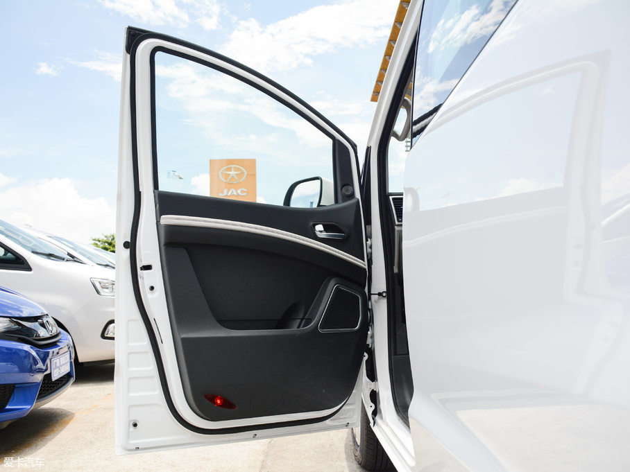 2017L(fng)M4 2.0T ք(dng)m