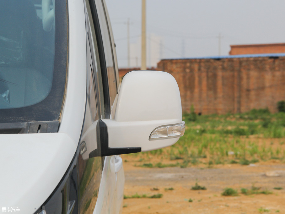 2016L(fng)L5 2.0T Ԅ(dng)̄(w)