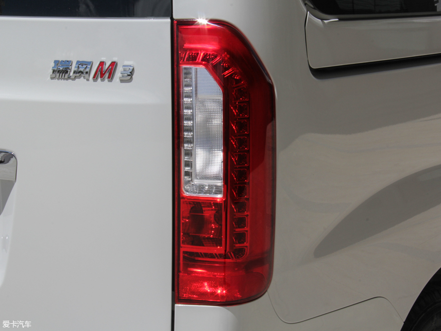 2016LM3 ˼Ұ 1.6L քӺA