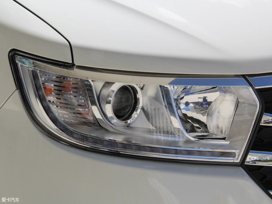 2016LM3 ˼Ұ 1.6L քӺA