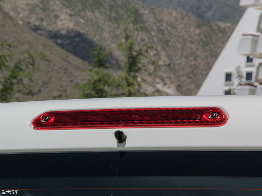 2016LM3 ˼Ұ 1.6L քӺA