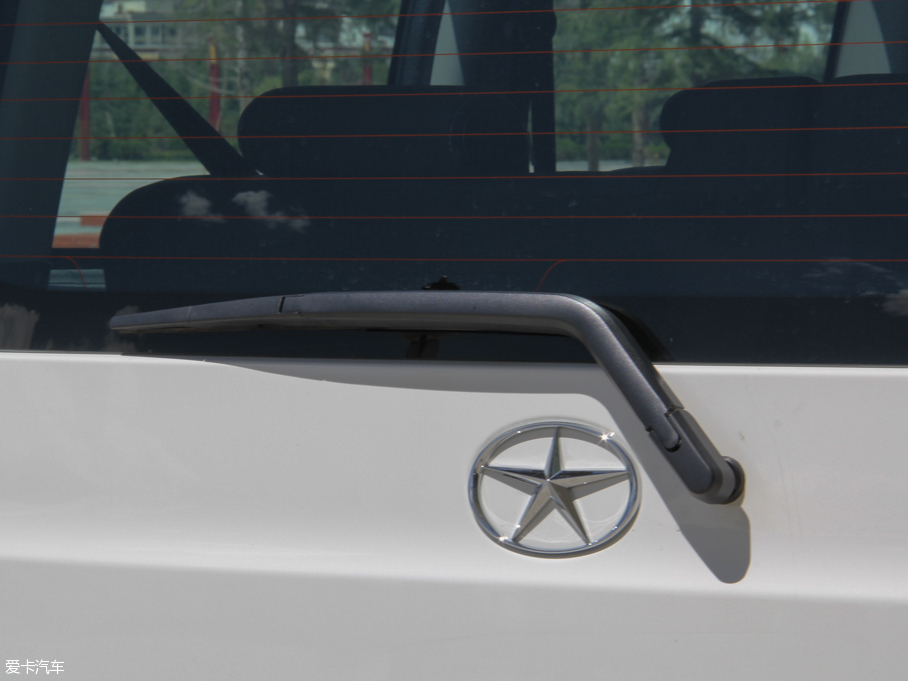 2016LM3 ˼Ұ 1.6L քӺA