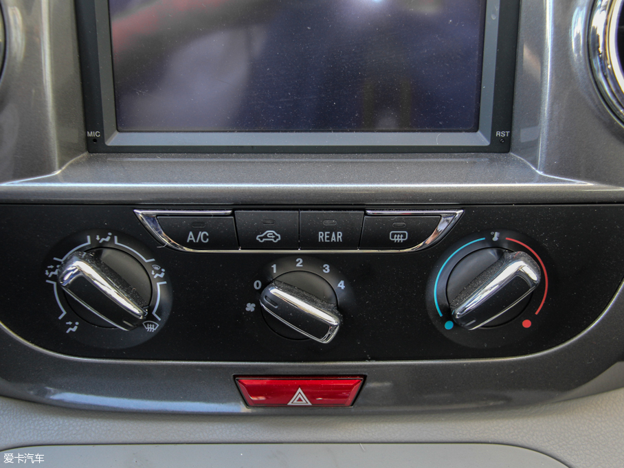 2016LM3 ˼Ұ 1.6L քӺA