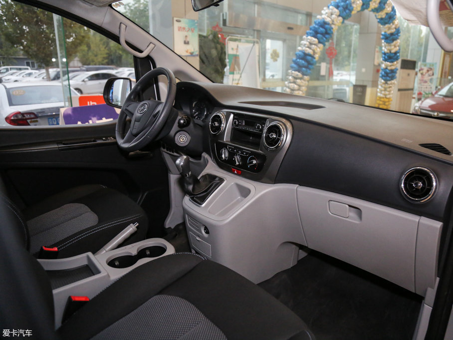 2016LM3 ˼Ұ 1.6L քӺA