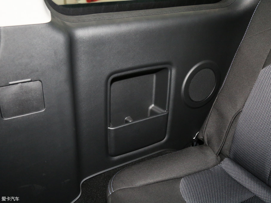 2016LM3 ˼Ұ 1.6L քӺA