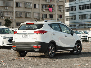 2017款1.6L CVT豪华智能型 整体外观
