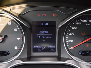 2017款1.6L CVT豪华智能型 中控区