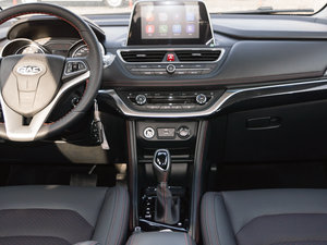 2017款1.6L CVT豪华智能型 中控台