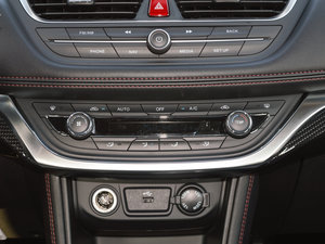 2017款1.6L CVT豪华智能型 空调调节