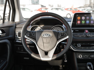 2017款1.6L CVT豪华智能型 方向盘
