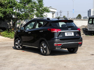 2017款1.5L 手动豪华型 左后45度