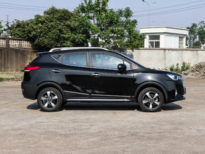 2017款1.5L 手动豪华型 整体外观