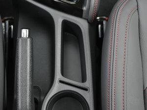 2018(q) 1.5L ք(dng)A g