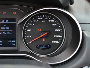 2018款智驱版 1.5L 手动豪华智能型 中控区