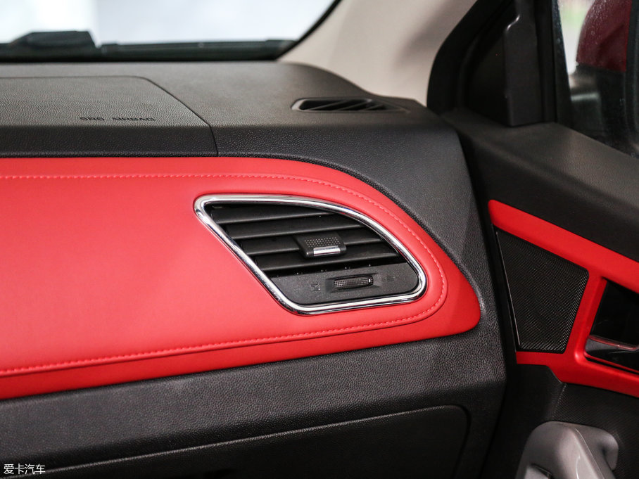 2017L(fng)S2 (q) 1.5L ք(dng)A