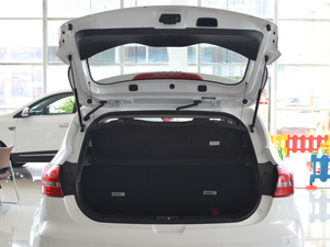 2017(q) 1.5L ք(dng)A g