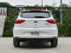 2017款智驱 1.6L CVT豪华智能型 正后	