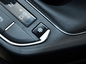 2017 1.6L CVTA п؅^