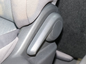 2017款1.9T 短轴中顶多用途乘用车 柴油 空间座椅
