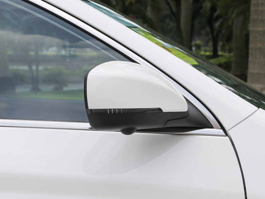 2017L(fng)S7 2.0T DCTA 7