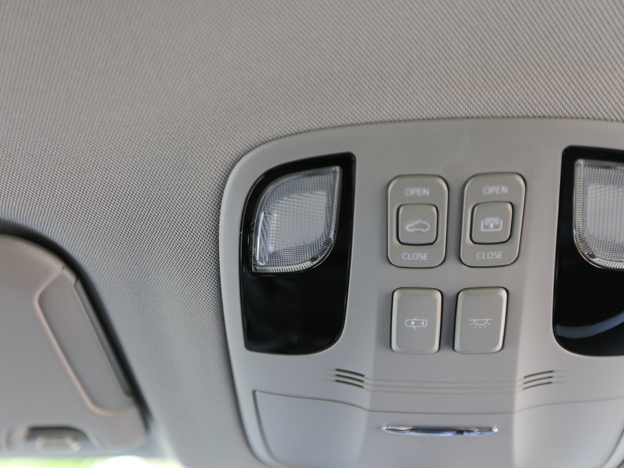 2017L(fng)S7 2.0T DCTA 7