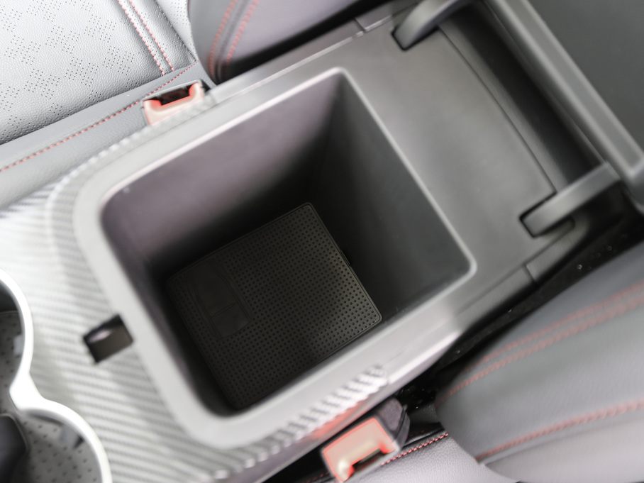 2017L(fng)S7 2.0T DCTA 7