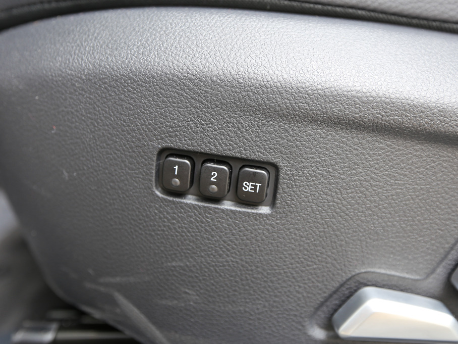 2017L(fng)S7 2.0T DCTA 7