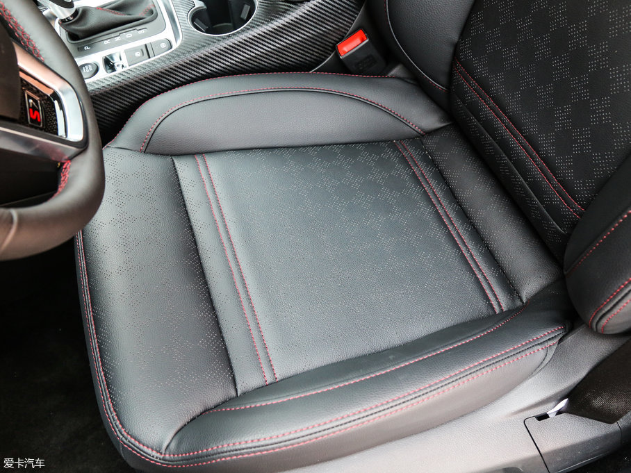 2017L(fng)S7 2.0T DCTA 7