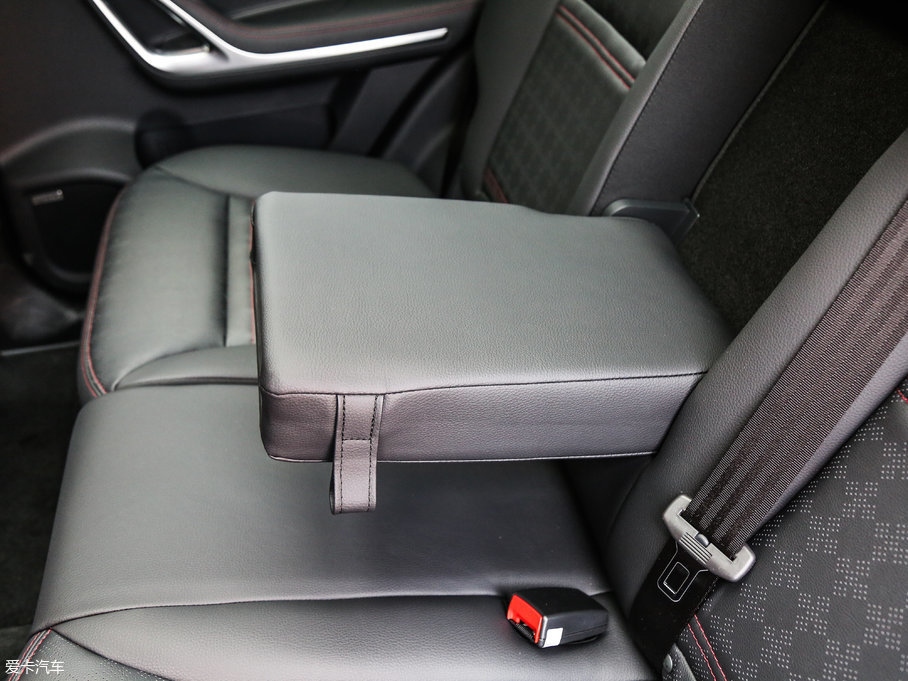 2017L(fng)S7 2.0T DCTA 7