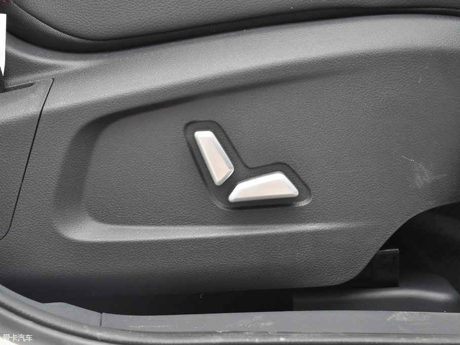 2017L(fng)S7 1.5TGDI DCTA 5