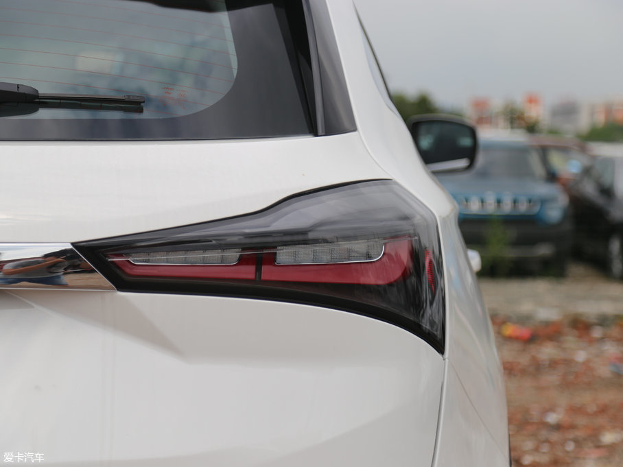 2017L(fng)S7 2.0T DCTm 7