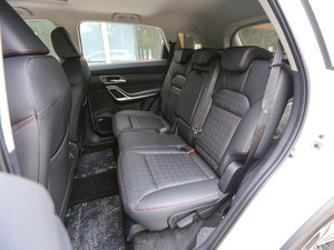 2017款2.0T DCT豪华型 7座 后排座椅