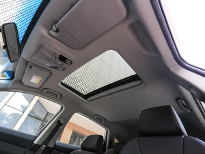 2017款2.0T DCT豪华型 7座 空间座椅